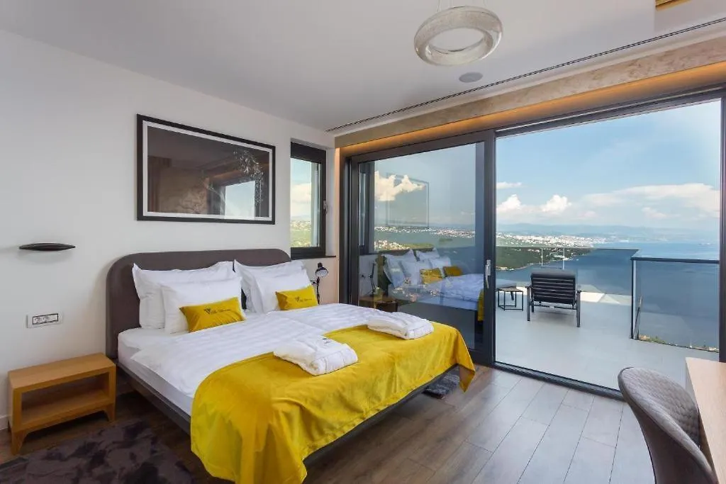 Titanium Villa Opatija 0*,